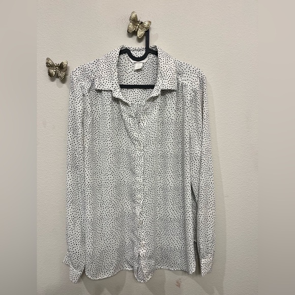 H&M Black and White Polka Dot Button-Down Shirt - Picture 1 of 5
